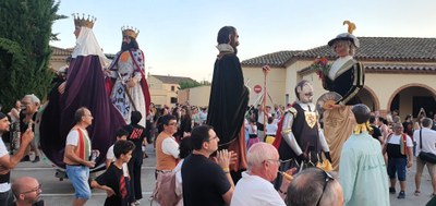 Cercavila lluïda d’estrenes i d’aniversaris