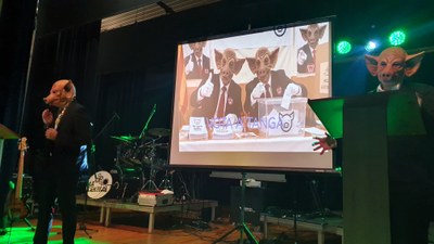 Els versots dels “porkys”  diverteixen Sant Miquel