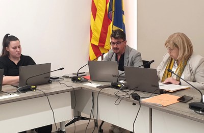 Jordi Pardo, portaveu del grup municipal del PSC i regidor de seguretat, medi ambient i urbanitzacions, durant el moment d'anunciar l'obtenció d'aquests recursos provinents de la Diputació