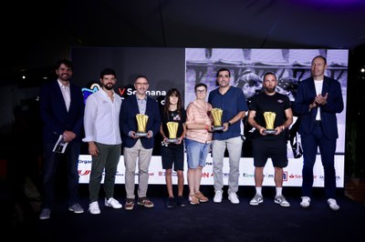 Sílvia Serradell rep el premi a la visibilitat de l'esport femení català