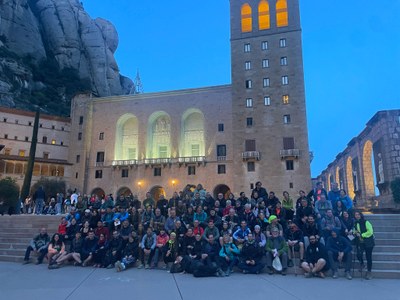 Una setantena de persones han completat aquest dissabte la caminada de Moja a Montserrat